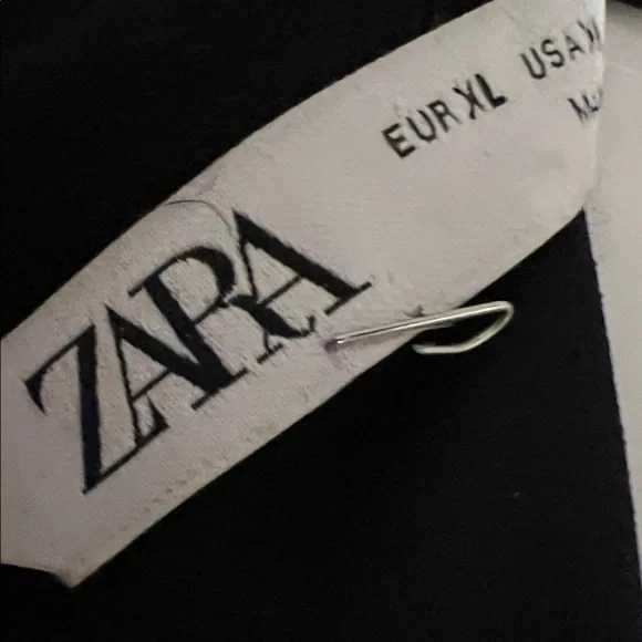 Zara Classic Black Jumpsuit - Picture 4 of 4